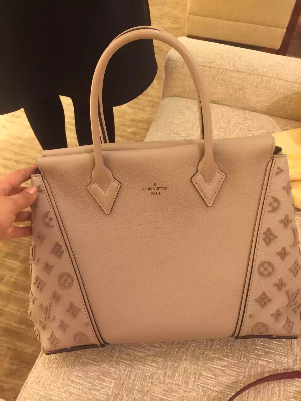 Authentic Louis Vuitton Tote W PM Bag M94483 Galet